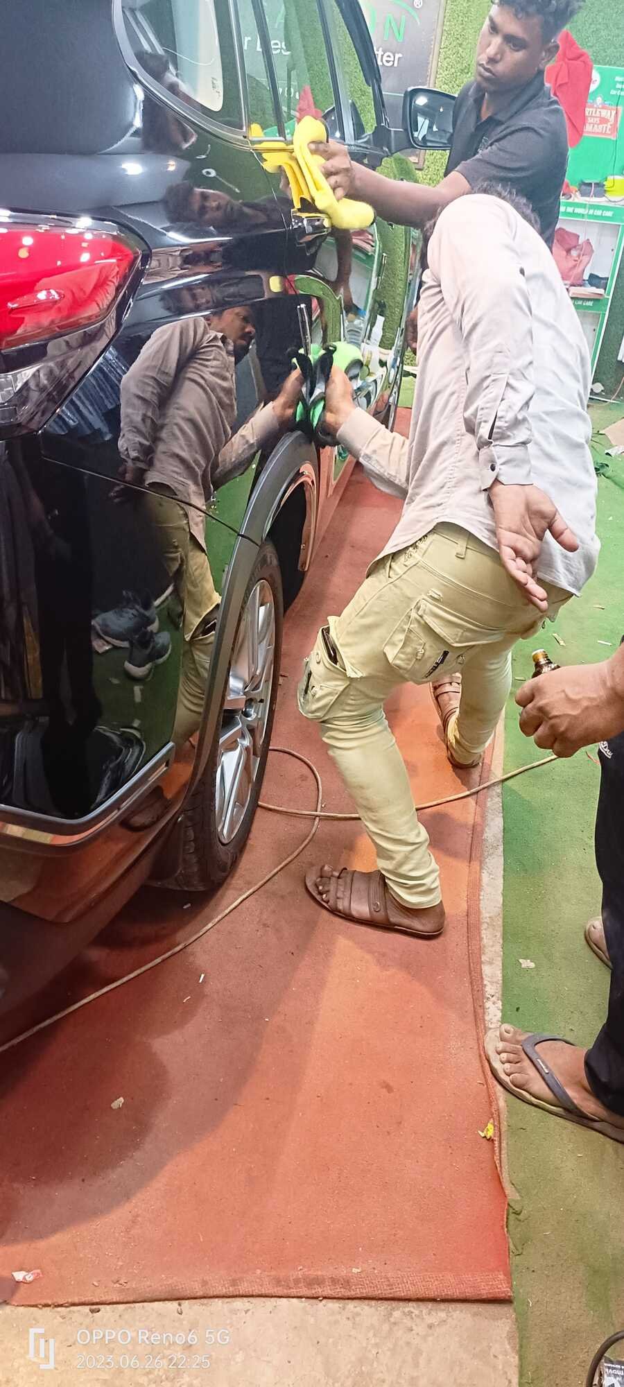 Car Detail 4